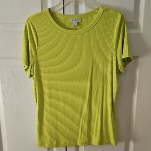 On 34th Women's Vibrant Lime Short Sleeve Top